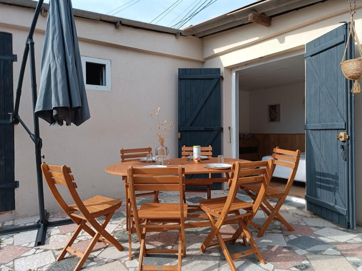 Cabanon Avec Dependance Vila Saint-Mitre-les-Remparts Exterior foto